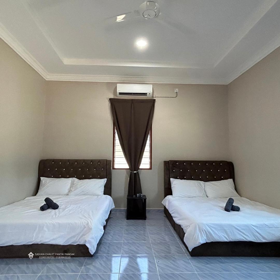 Sasuka Chalet Pantai Pandak Kuala Terengganu Bagian luar foto