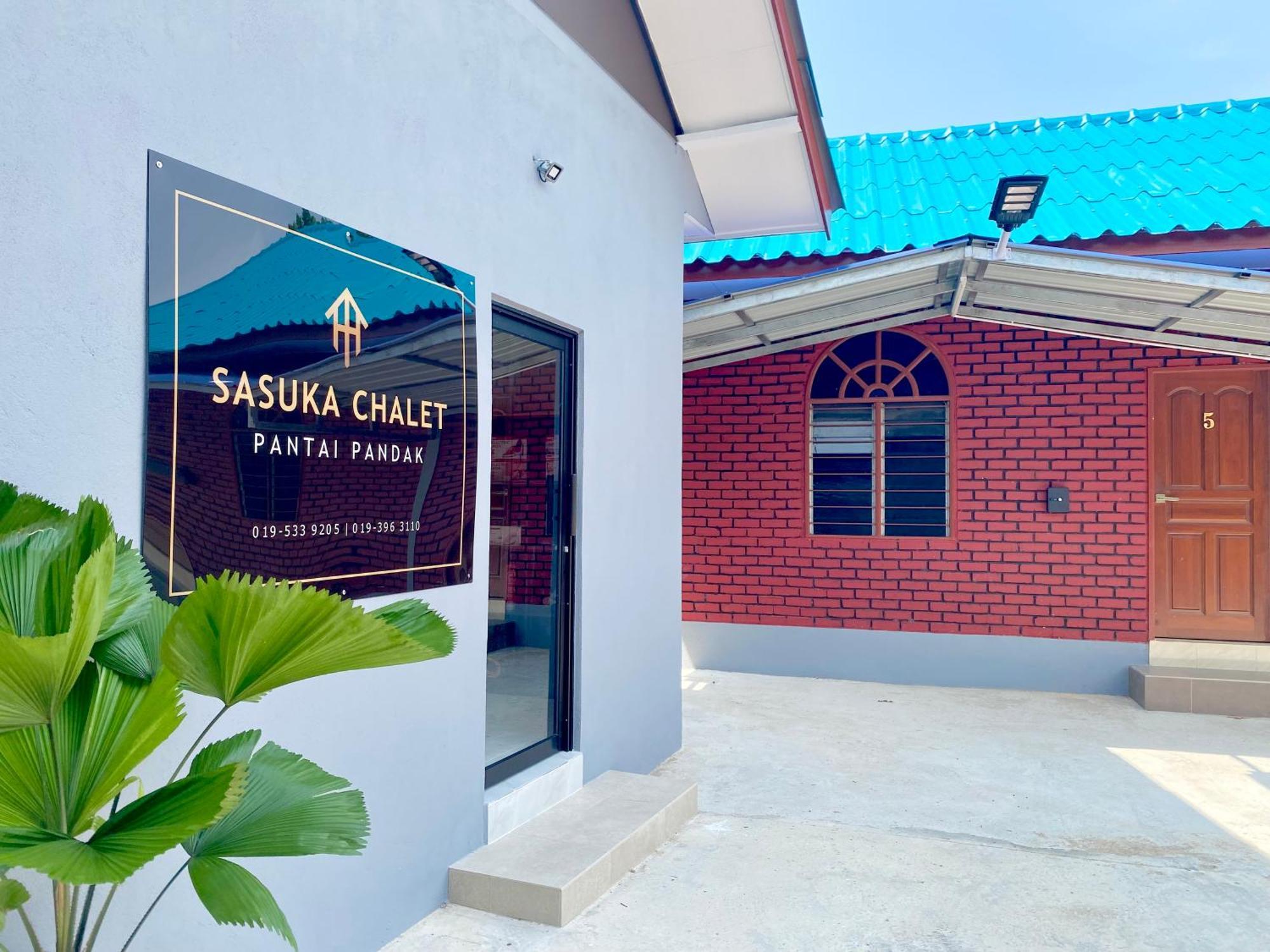 Sasuka Chalet Pantai Pandak Kuala Terengganu Bagian luar foto